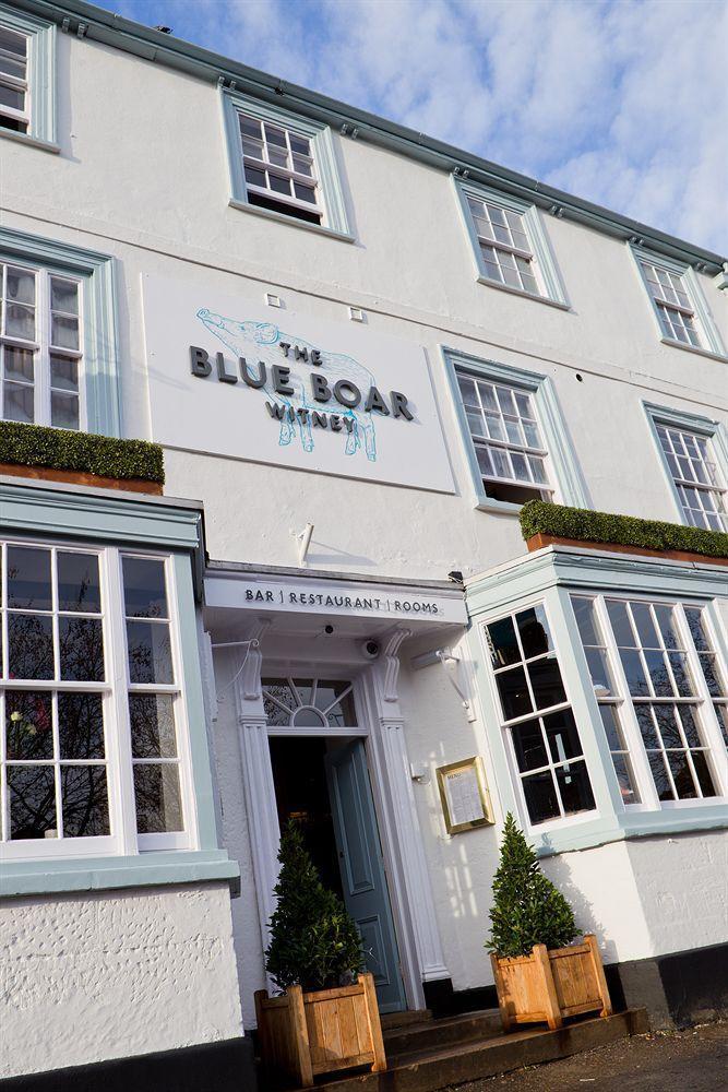 The Blue Boar Hotel วิทนีย์ ภายนอก รูปภาพ